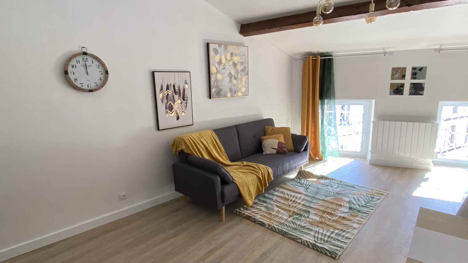 Séjour meublé — Apart. 3 avec mezzanine